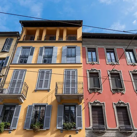 Lejlighed Elegant And Stylish Design In Brera Near The Metro Milano