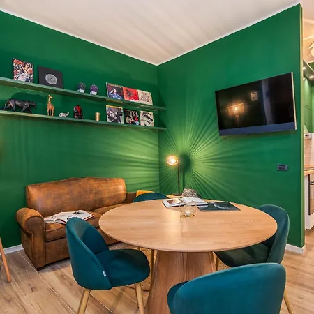 Elegant And Stylish Design In Brera Near The Metro * Μιλάνο