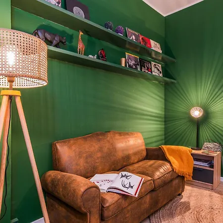 Apartment Elegant And Stylish Design In Brera Near The Metro